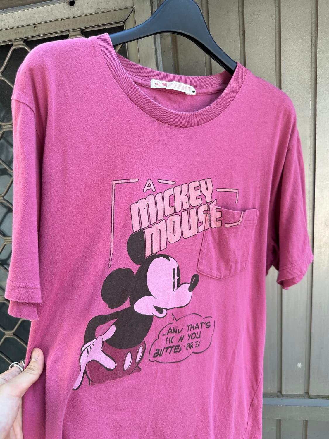 Disney x Uniqlo mickey vintage tee 상품이미지2