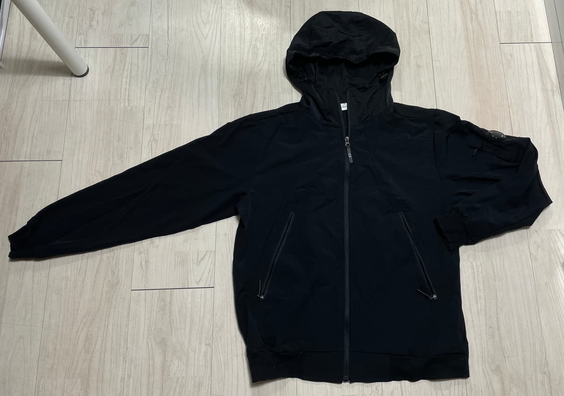 cp컴퍼니 바람막이 2XL(110) 상품이미지1