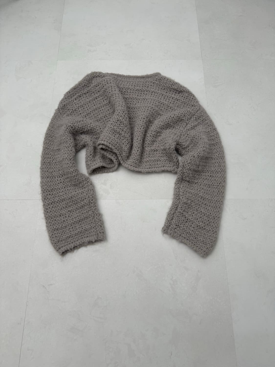 그레이 박시 크롭 니트  상품이미지3