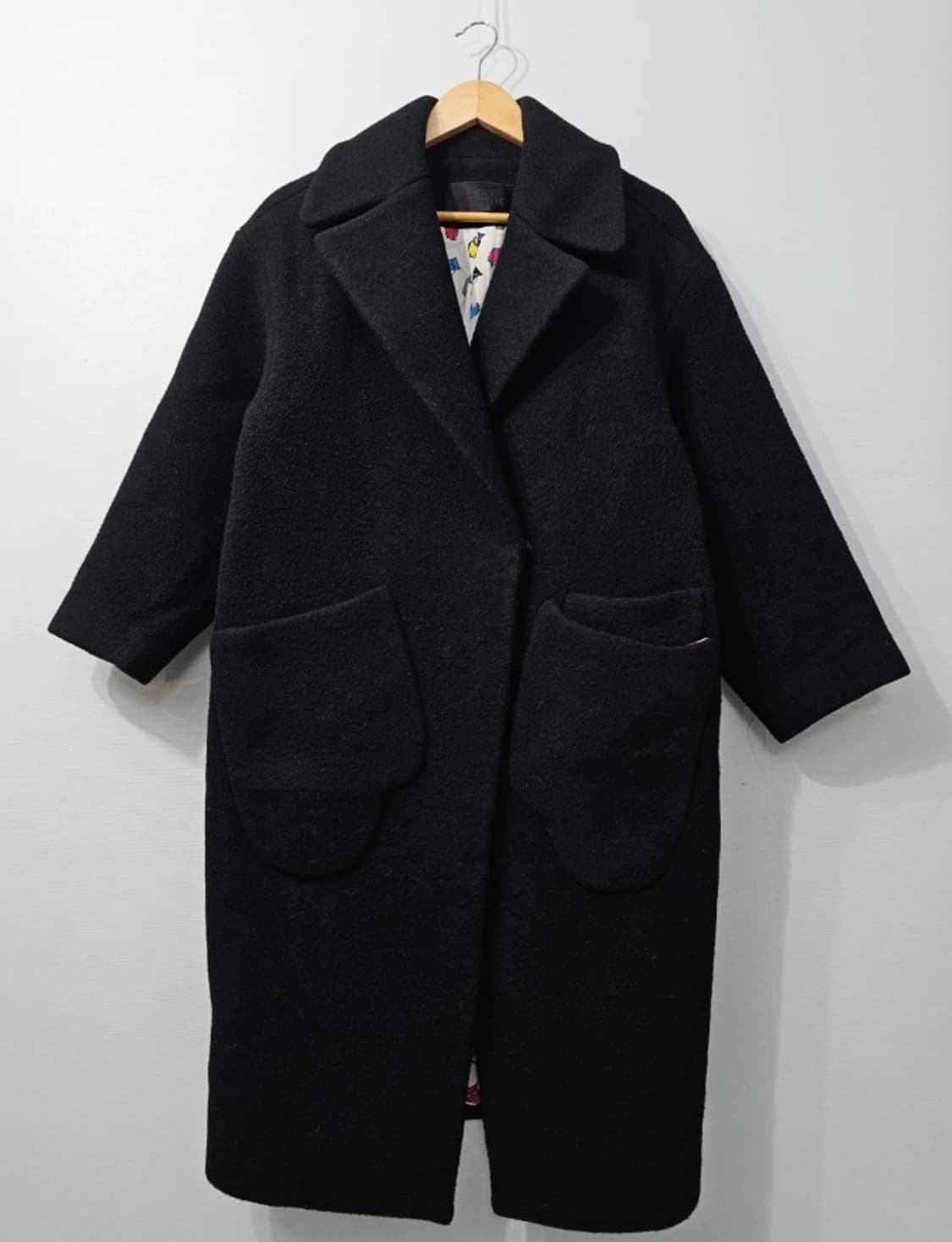 럭키슈에뜨 블랙 롱 코트 ~55 상품이미지1