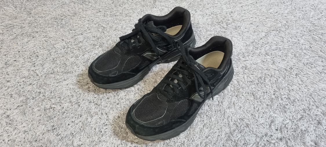 뉴발란스 990v3 트리플블랙 280 상품이미지1
