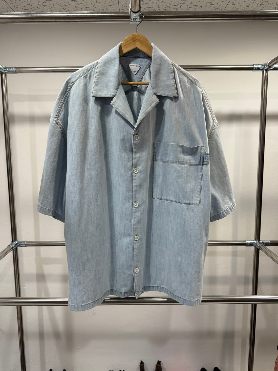 BOTTEGA VENETA —Light Denim Collar Shirt 상품이미지1