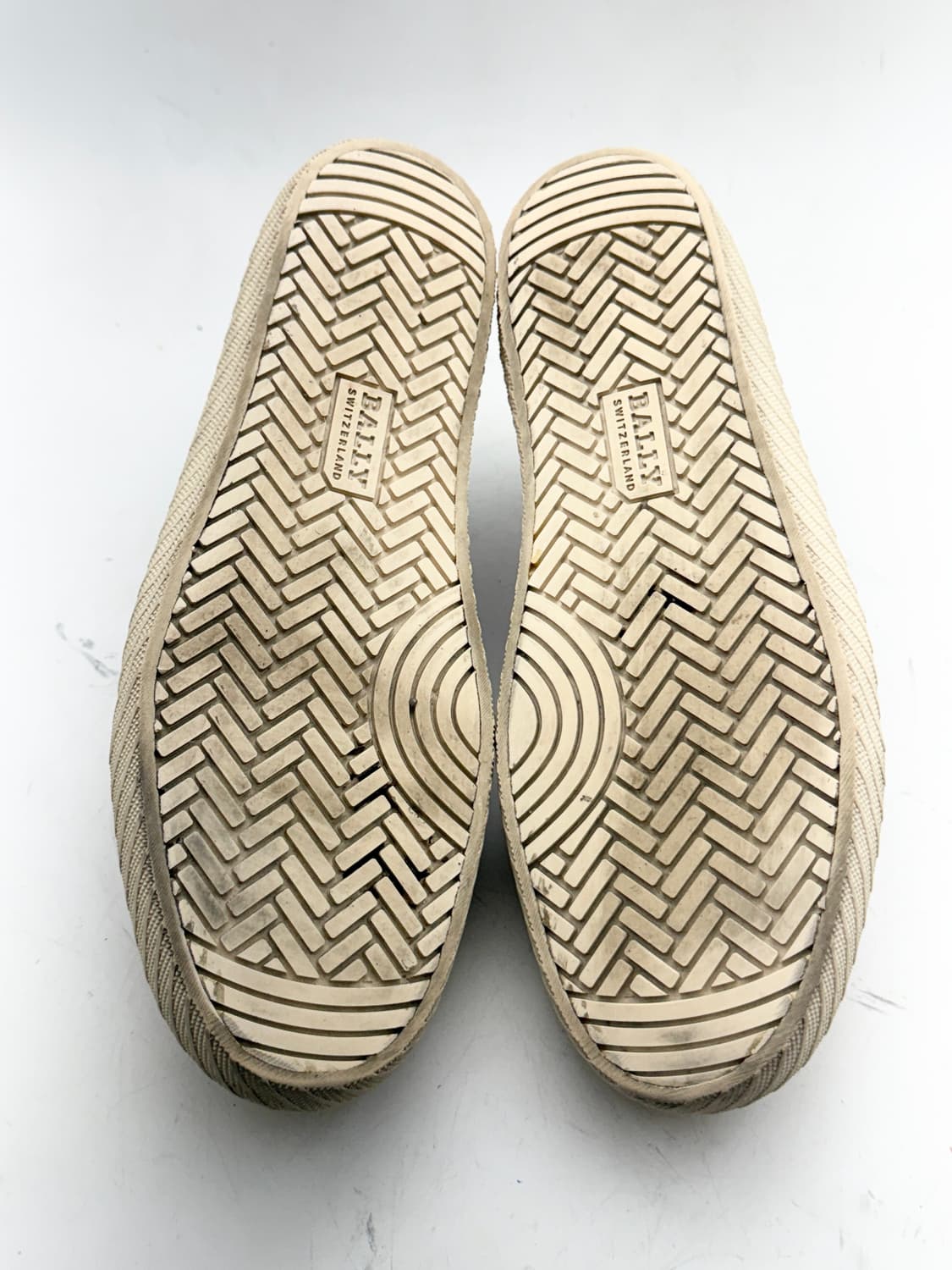 정품)발리스니커즈255 상품이미지9