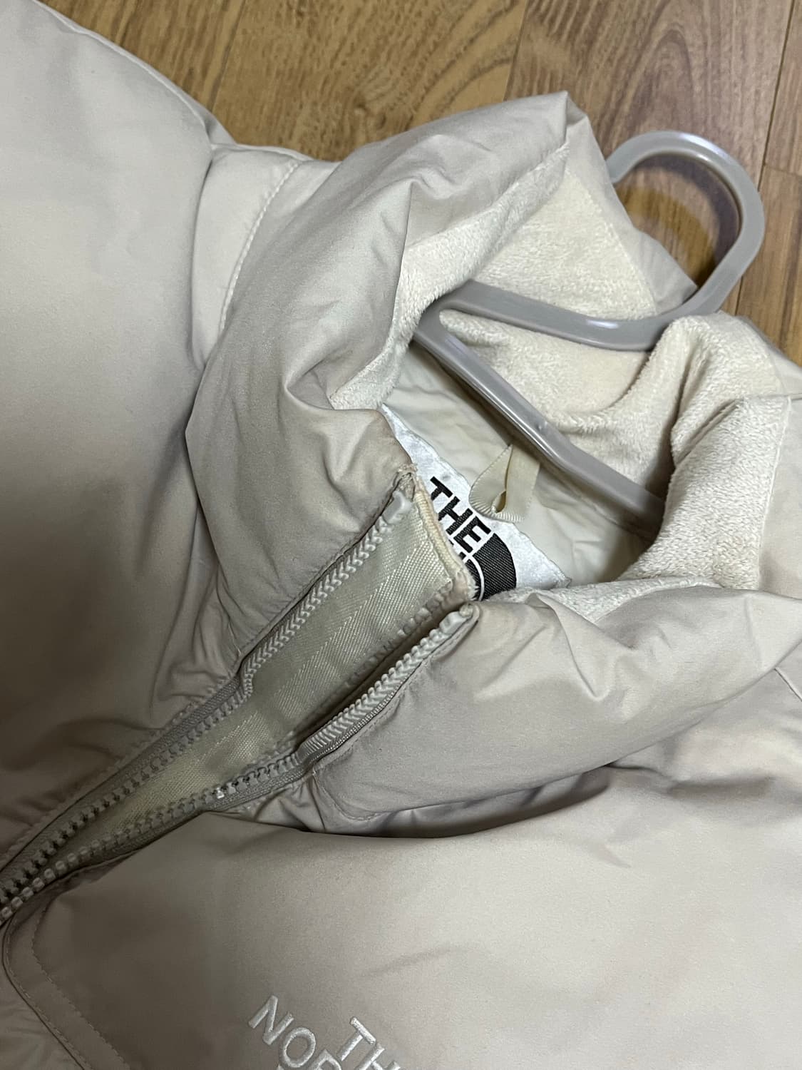 노스페이스 눕시 크림 S 상품이미지8