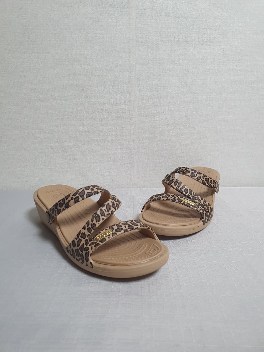 240mm 크록스 패트리샤2 레오파드 웨지 슬리퍼 샌들 W7 상품이미지2