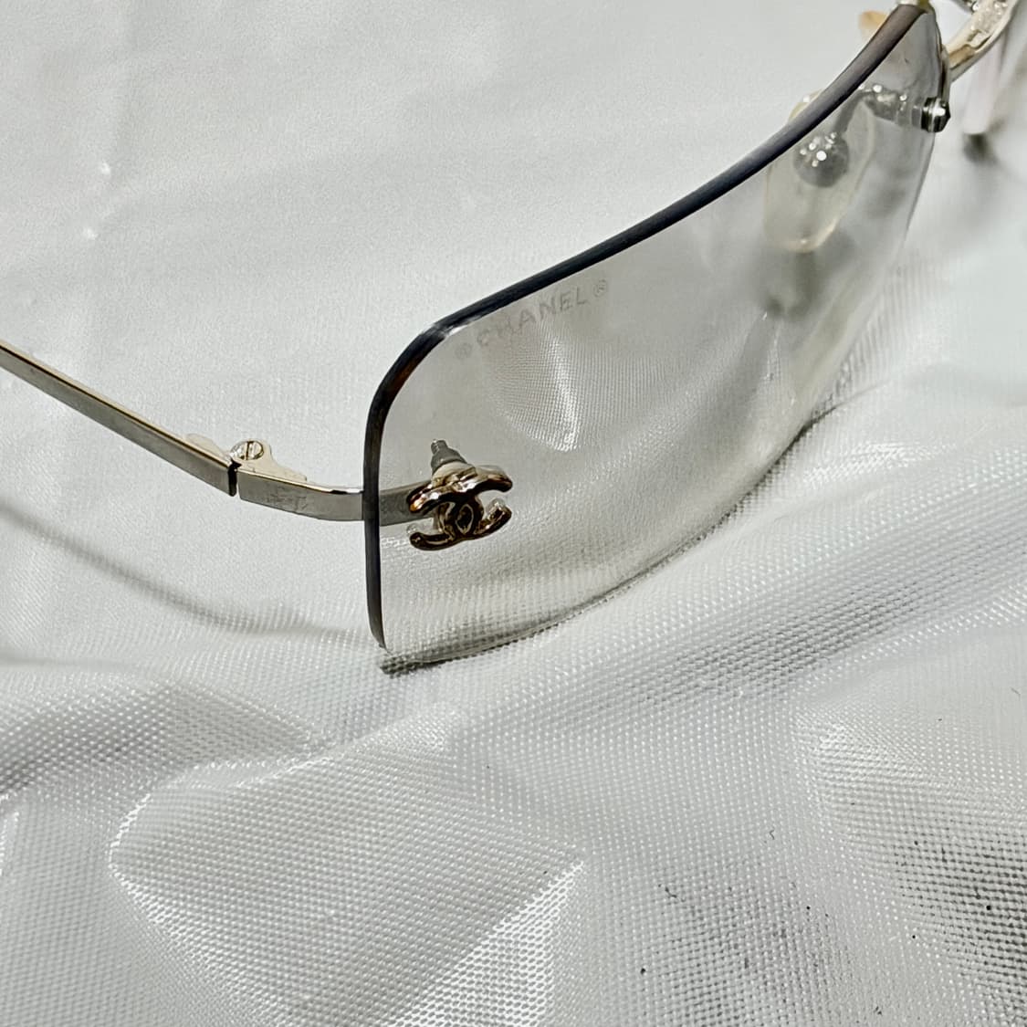 00‘s 샤넬 빈티지 무테 선글라스  상품이미지3