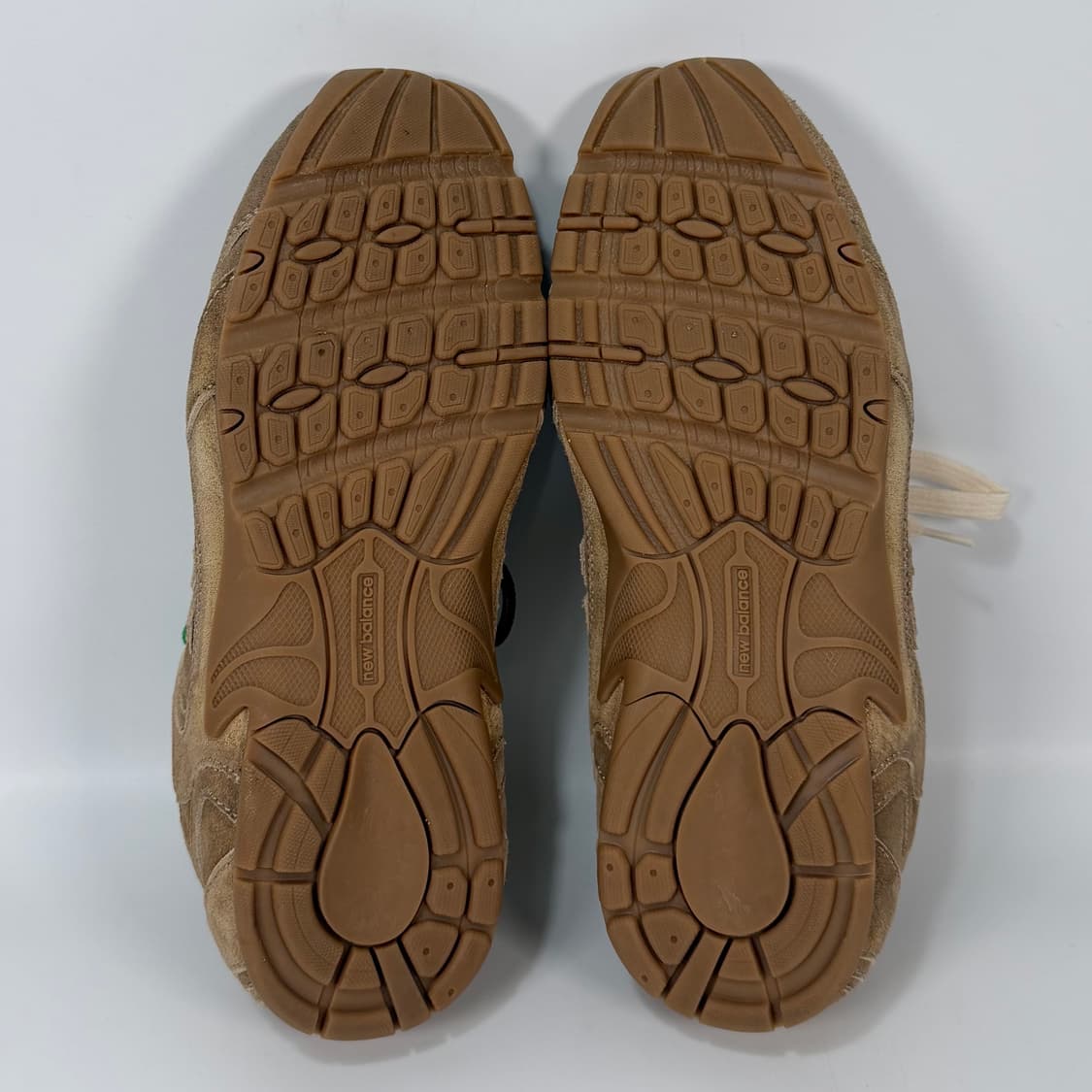 미우미우 x 뉴발란스 530 스웨이드 메쉬 스니커즈 (250)  상품이미지7