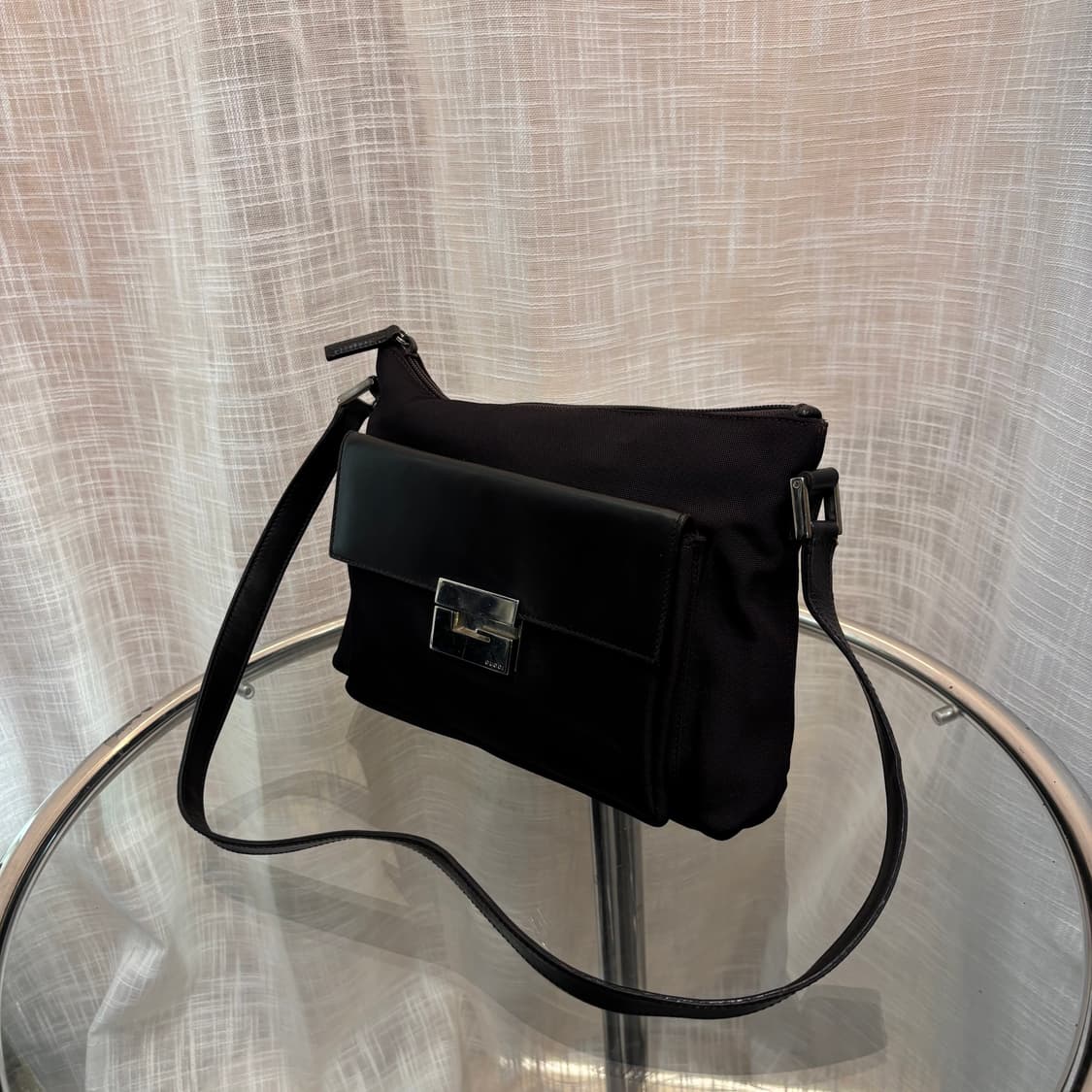 정품 구찌 패브릭 크로스백     상품이미지4