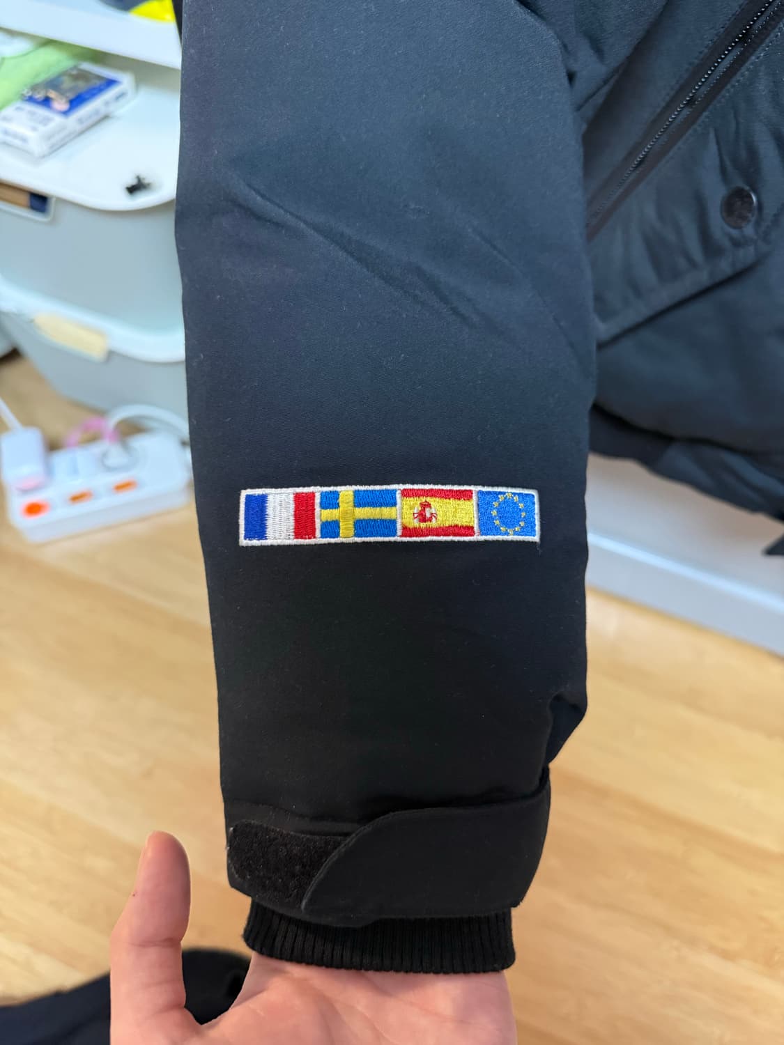 아이더 블랙 패딩 XS 90-95 상품이미지3