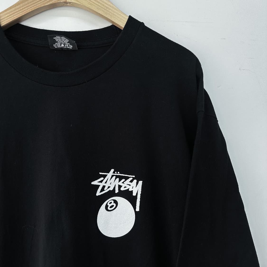 스투시 8ball 블랙 롱슬리브 상품이미지4