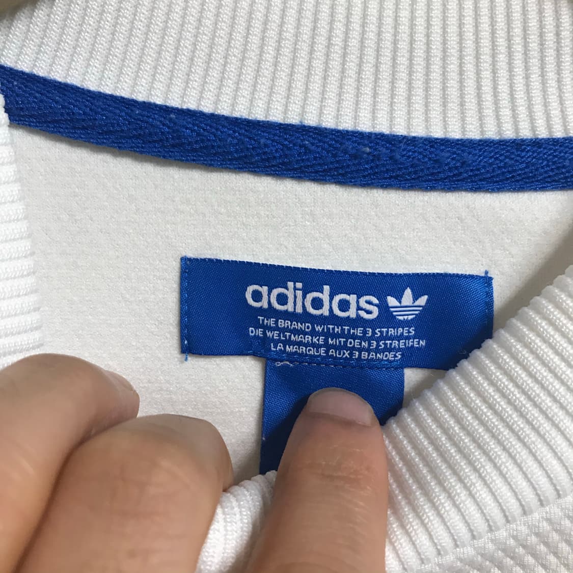 아디다스 유니크로고 트랙탑웜업 상품이미지3