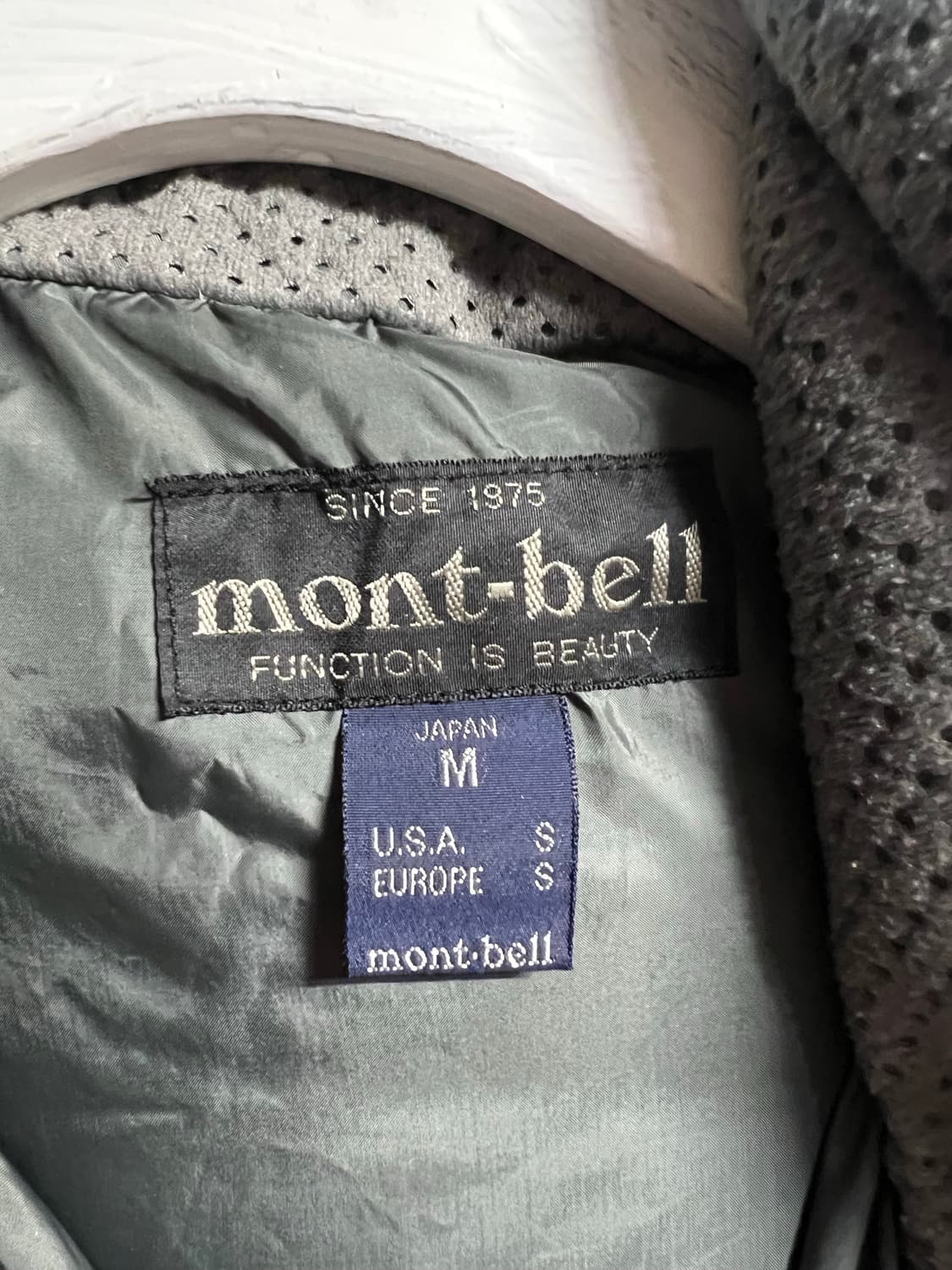 몽벨 경량 패딩 블랙 800필파워 상품이미지5