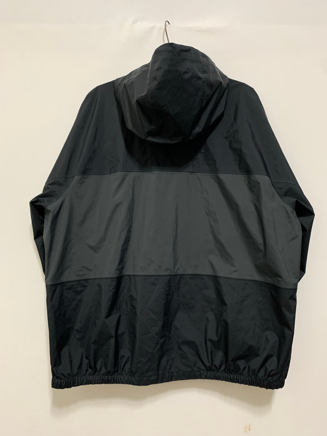 나이키 ACG 바람막이 상품이미지2