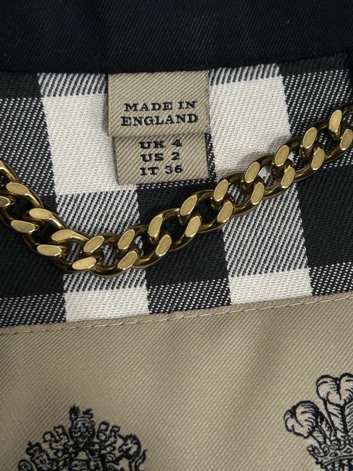 버버리 헤리티지 켄싱턴 미디 트렌치코트 55 네이비 상품이미지10