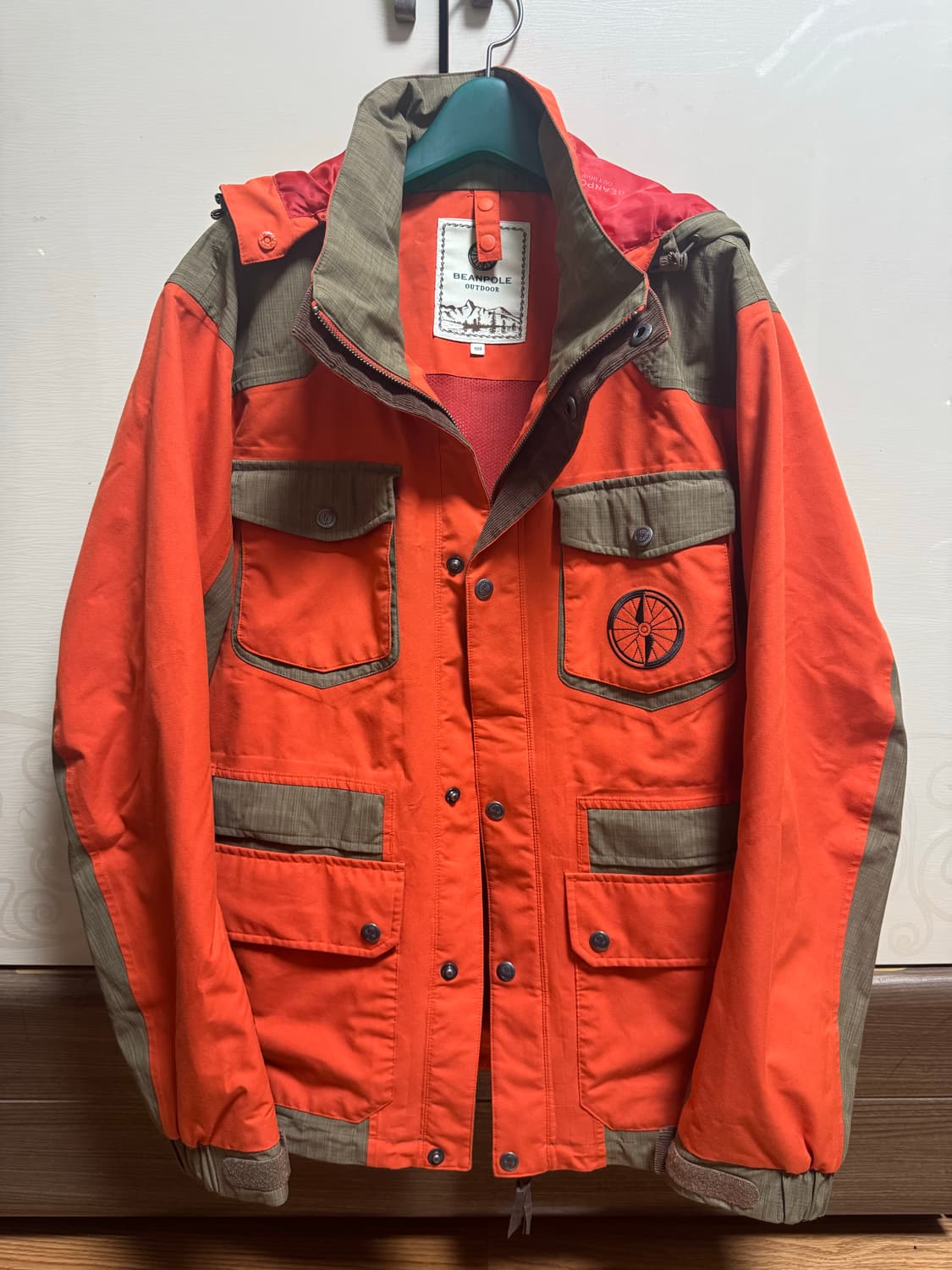 빈폴 아웃도어 후드 바람막이자켓 상품이미지1