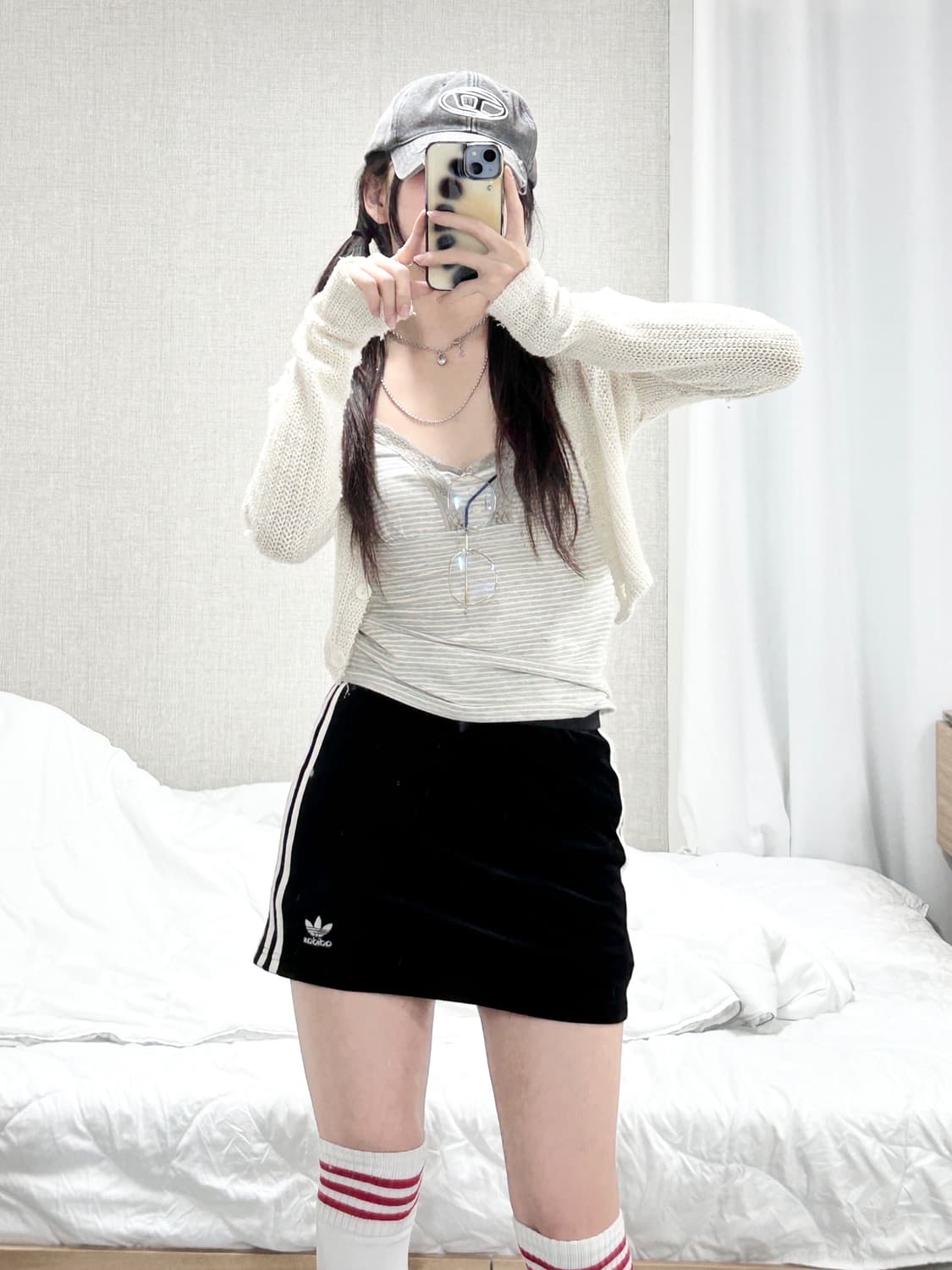 아디다스 블랙 삼선 벨벳 스커트 상품이미지4