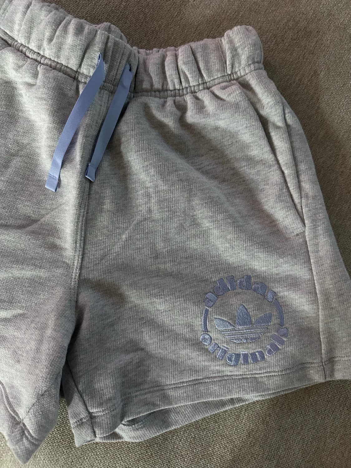 아디다스 반바지 새상품 상품이미지3