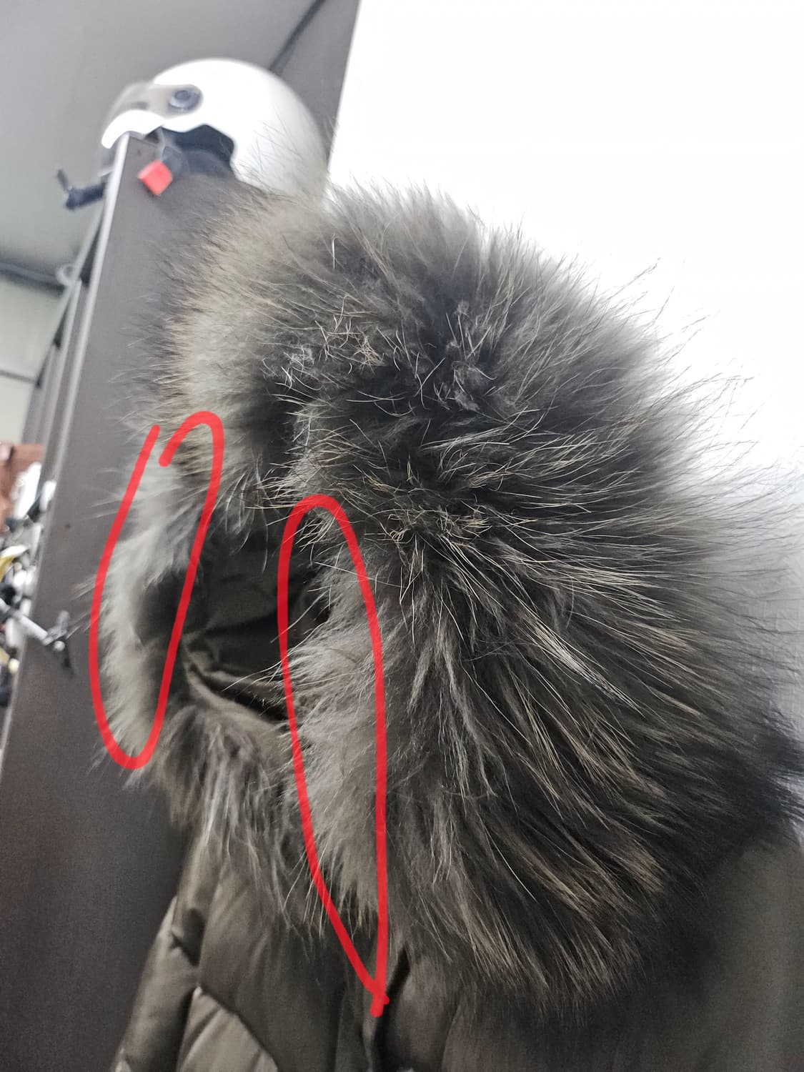 on & on 카키 롱 패딩 점퍼 2  세탁완료 상품이미지3