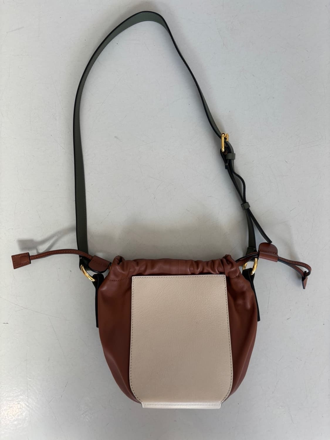 Marni Gusset Bucket Bag 상품이미지4