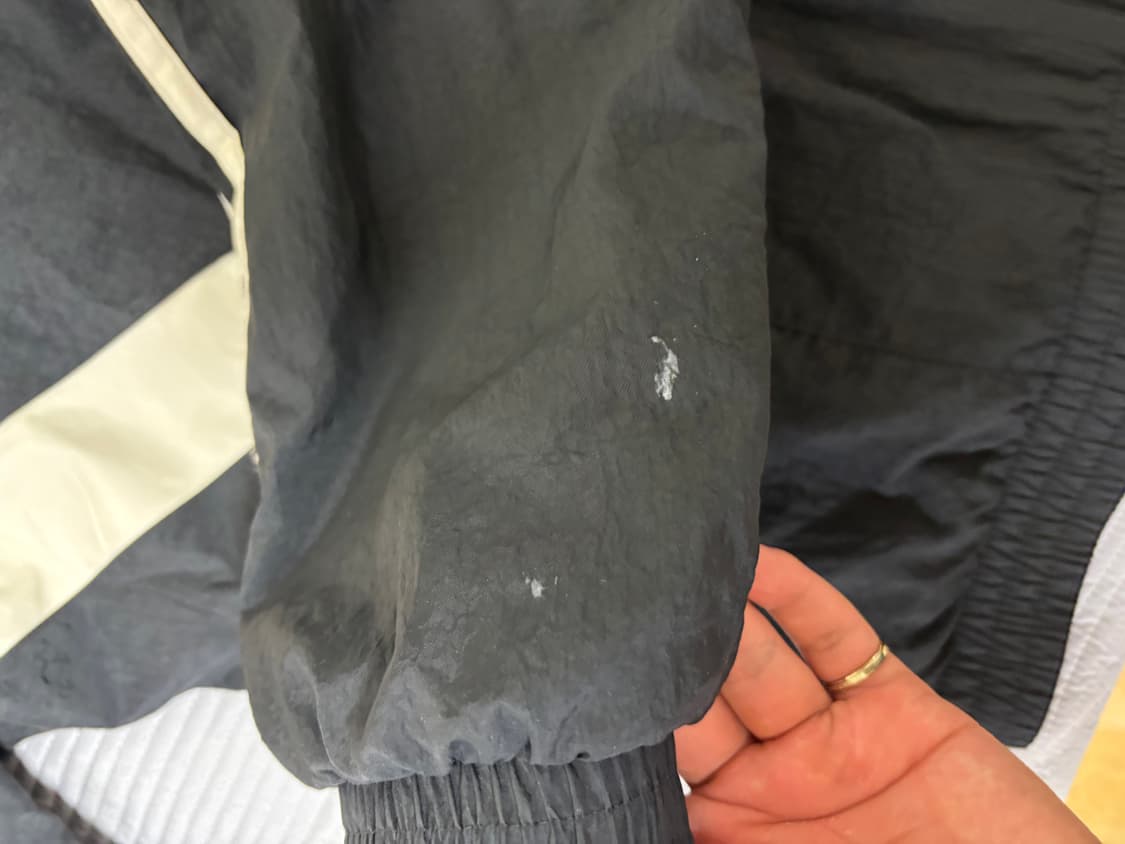 아디다스 맨유 바람막이 팝니다.  상품이미지2