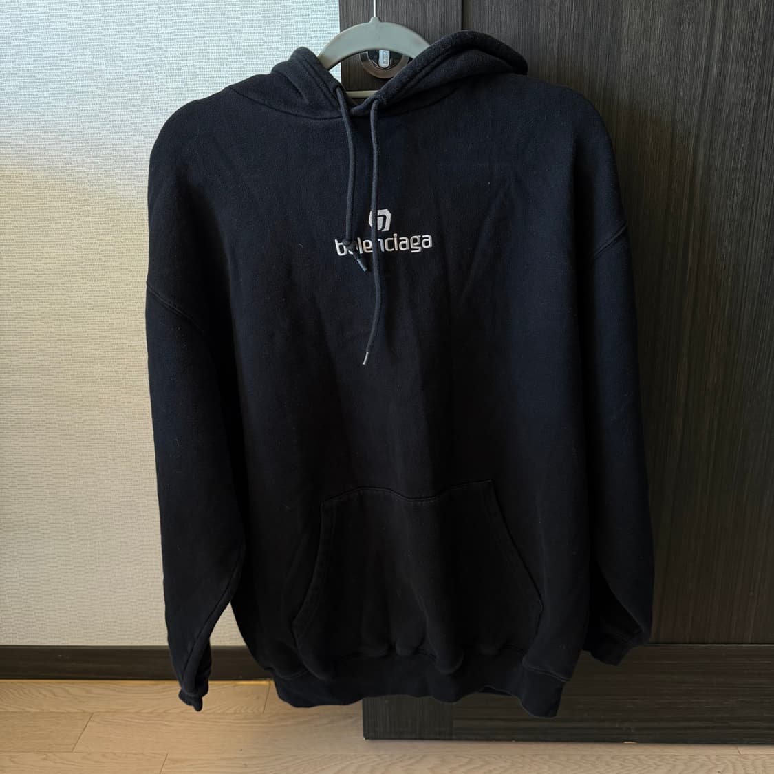 발렌시아가 스폰서로고 기모 후드티 S 상품이미지1