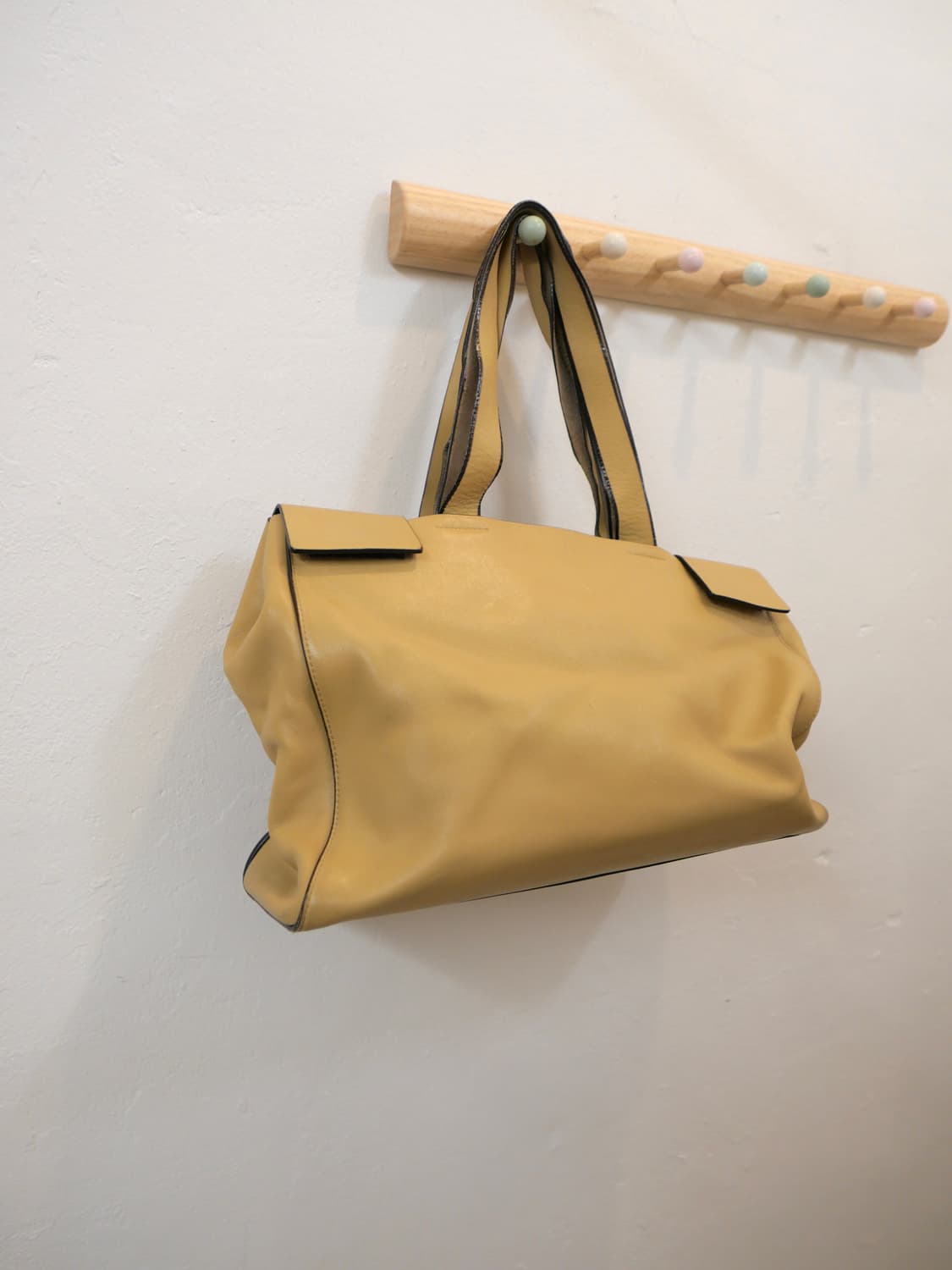 프라다 레더 토트백 상품이미지1