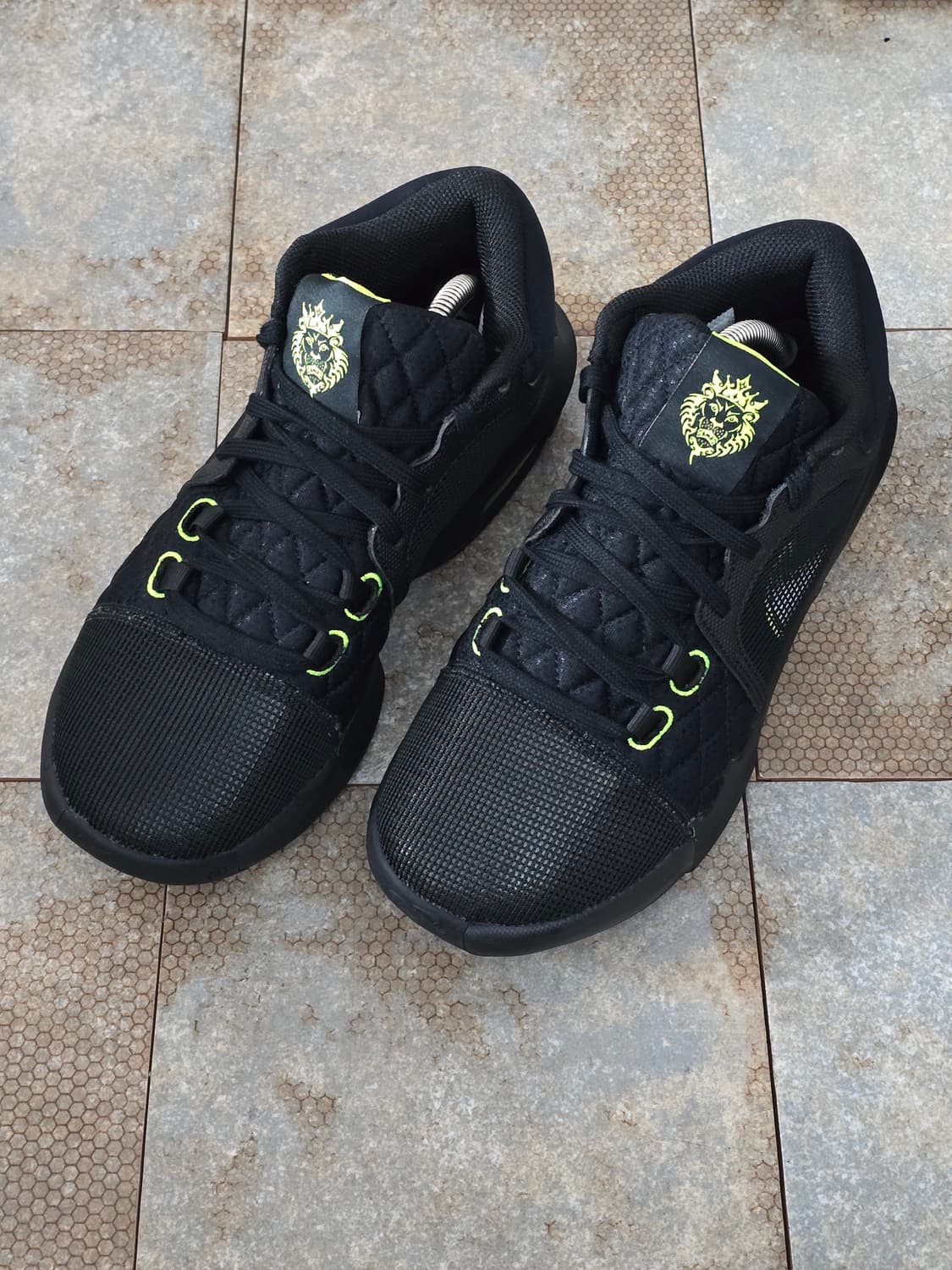 (245)나이키 르브론 위트니스 8 상품이미지1