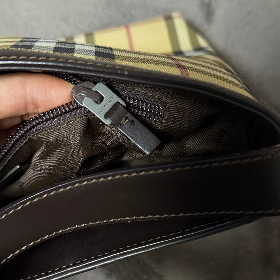 Burberry London 버버리 런던 노바체크 클래식 숄더백 상품이미지7