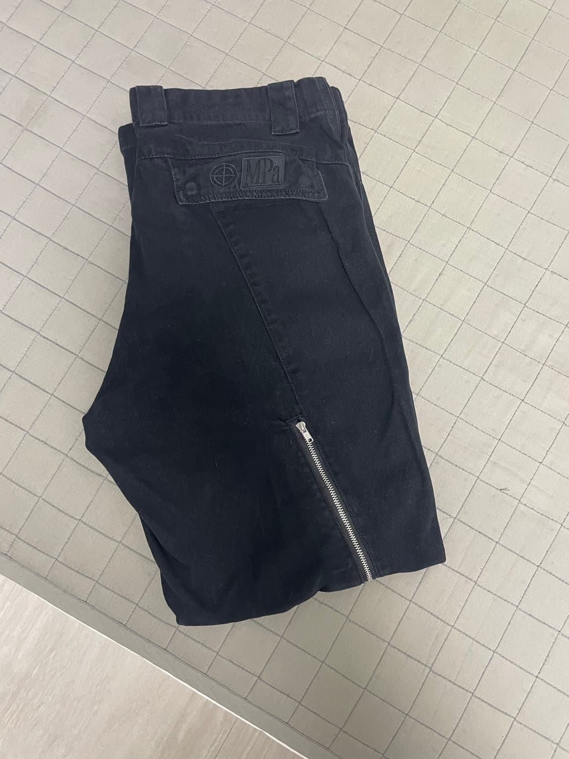 [L]플라스틱프로덕트 지퍼팬츠 mpa 블랙 상품이미지2