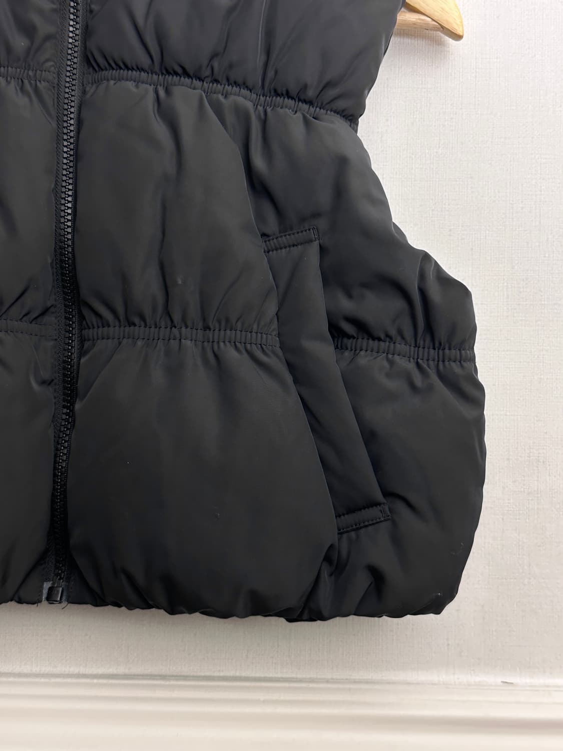 H&M 크롭 푸퍼 베스트 상품이미지8