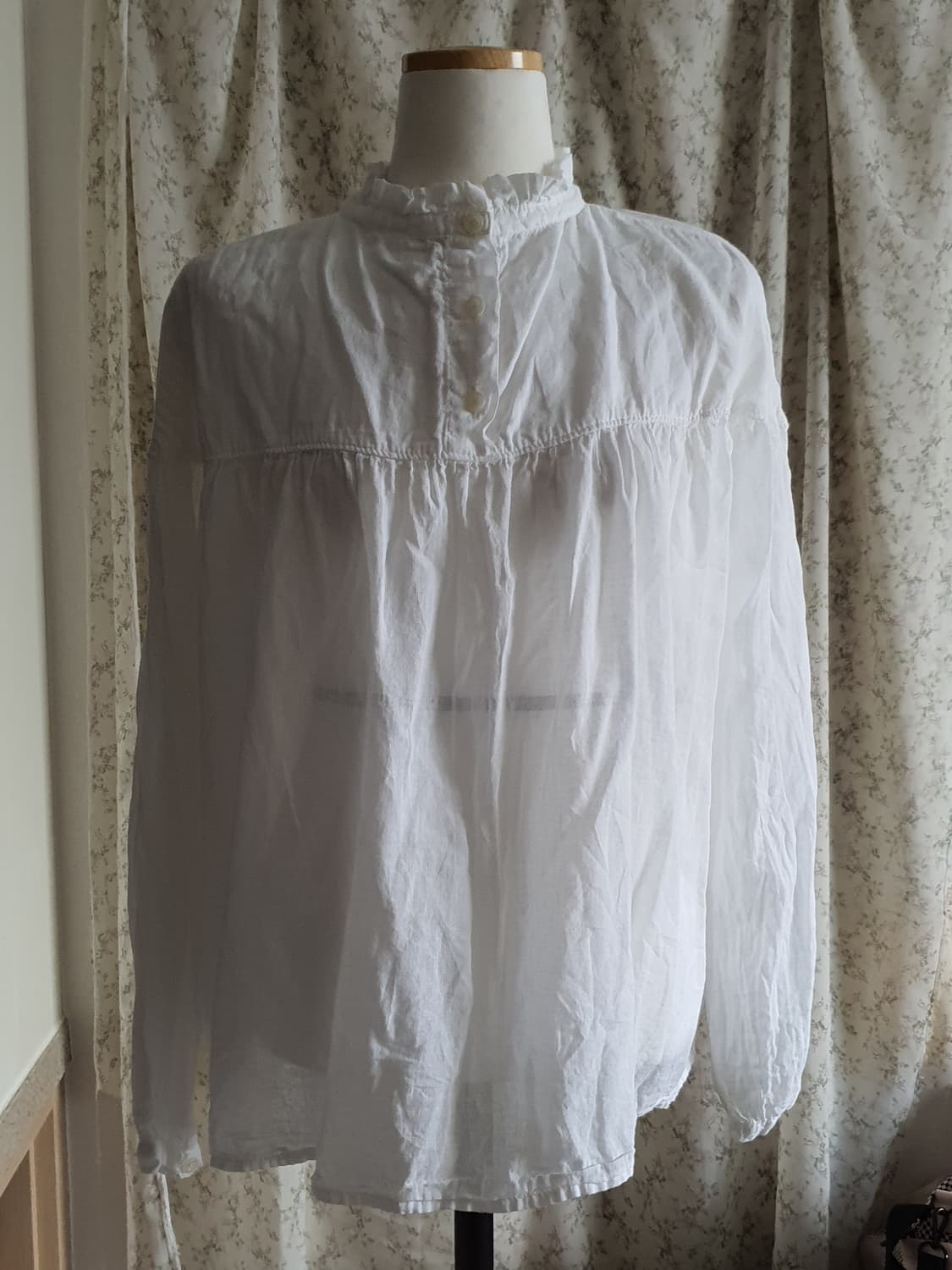 [일본빈티지] 화이트 프릴 넥 거즈면 블라우스 셔츠 상품이미지2