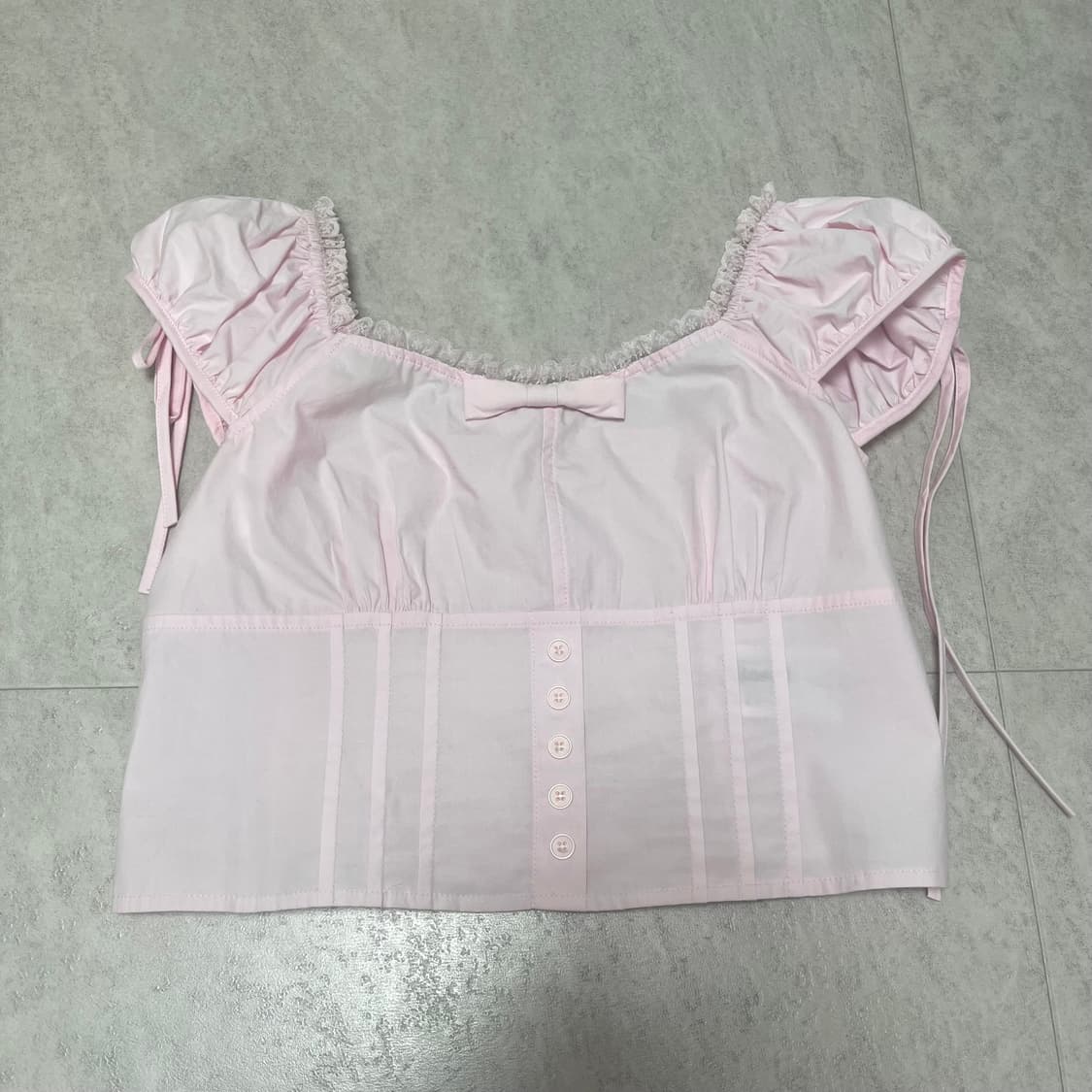 로제프란츠 리본 핀턱 크롭 블라우스 핑크 상품이미지3