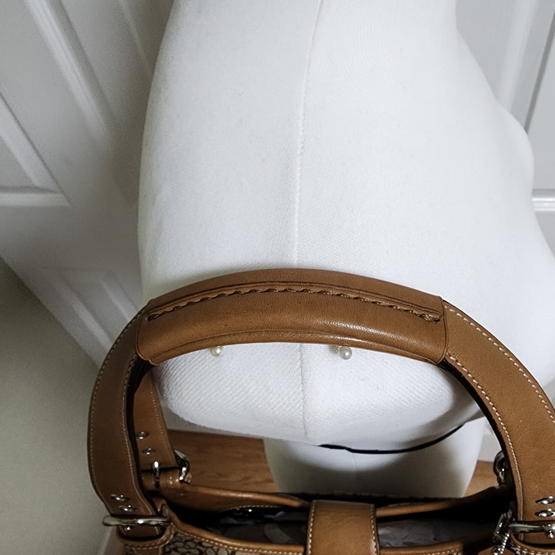 상태굿)코치 버클 숄더백 브라운 상품이미지3