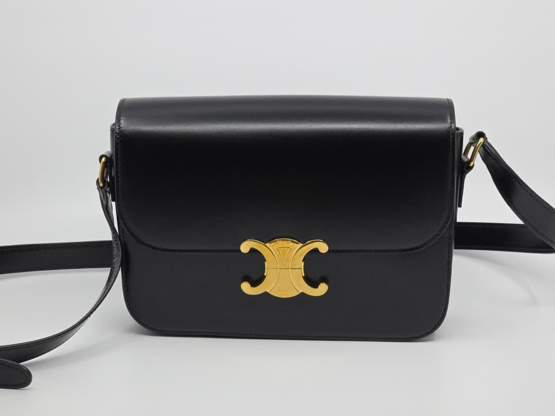 셀린느 트리옹프 샤이니 카프스킨 미디움 상품이미지1