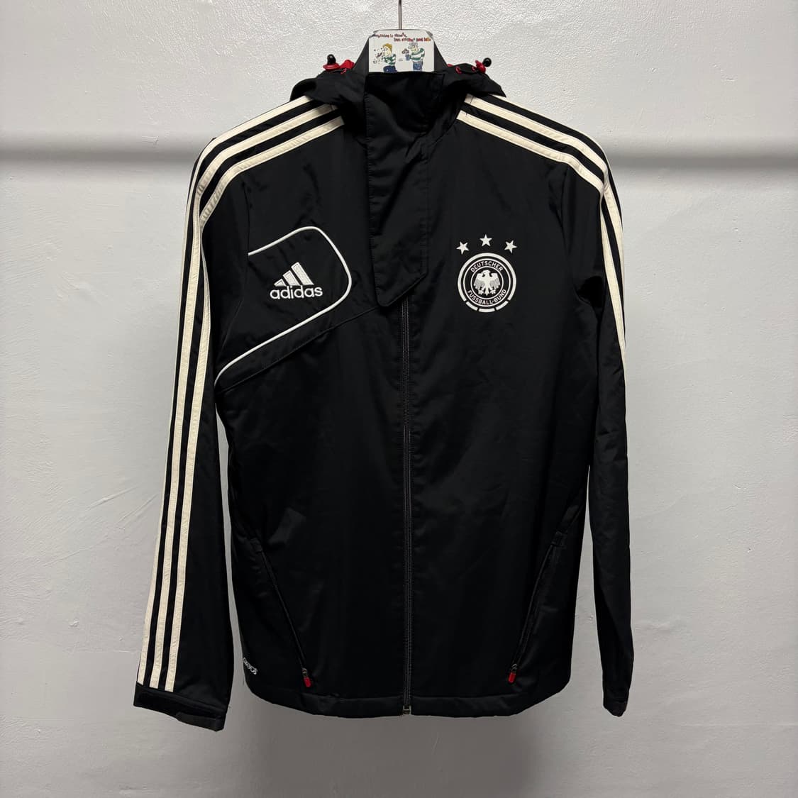 아디다스 독일 국대 바람막이 상품이미지1