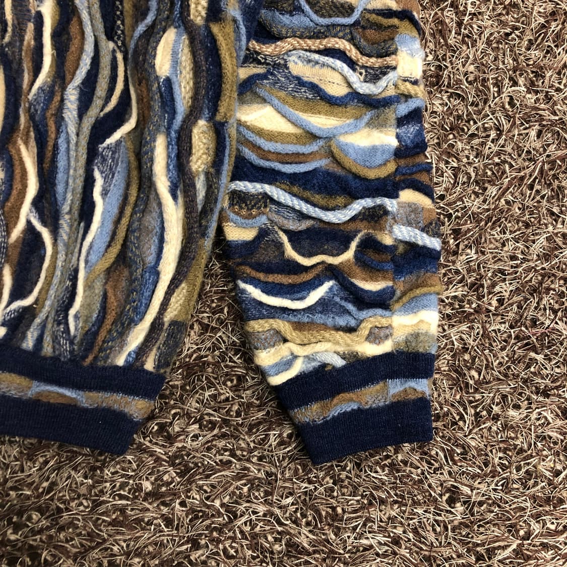 림노스 울 멀티컬러 케이블 니트 스웨터 상품이미지3