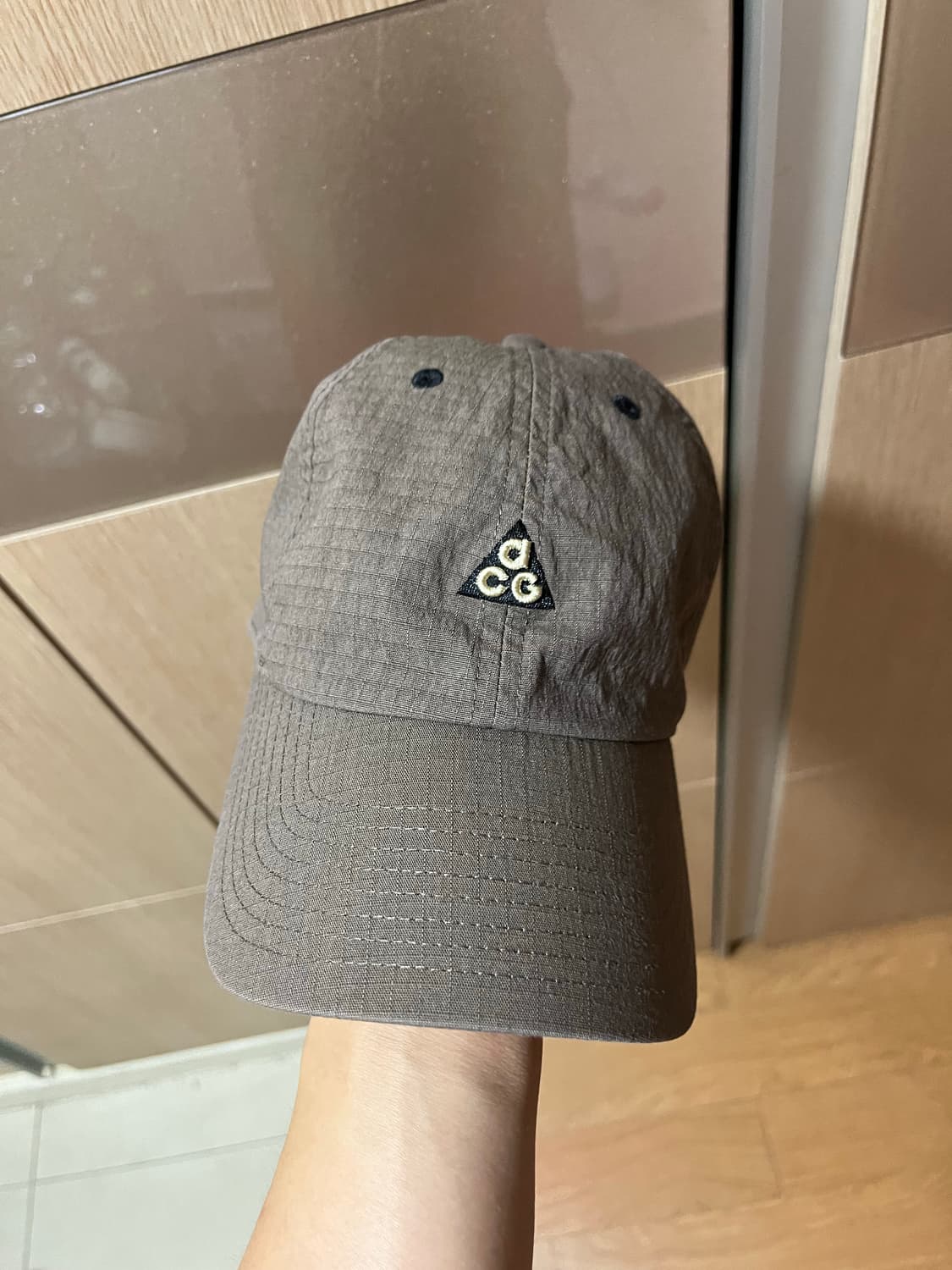 나이키 ACG 헤리티지 86 캡 아이언스톤 팝니다 상품이미지2