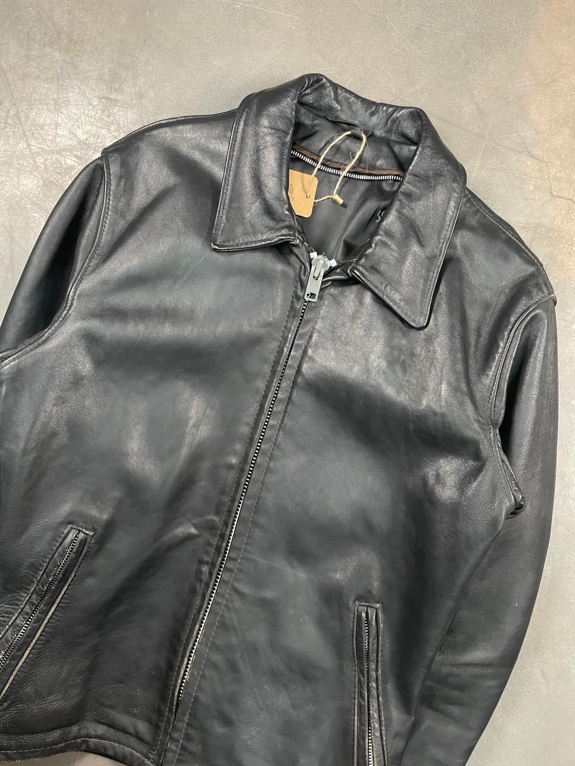 쇼트 카우 레더 라이더 자켓 상품이미지2