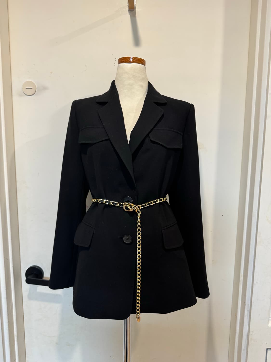 Page u페이지유 블랙자켓 상품이미지4