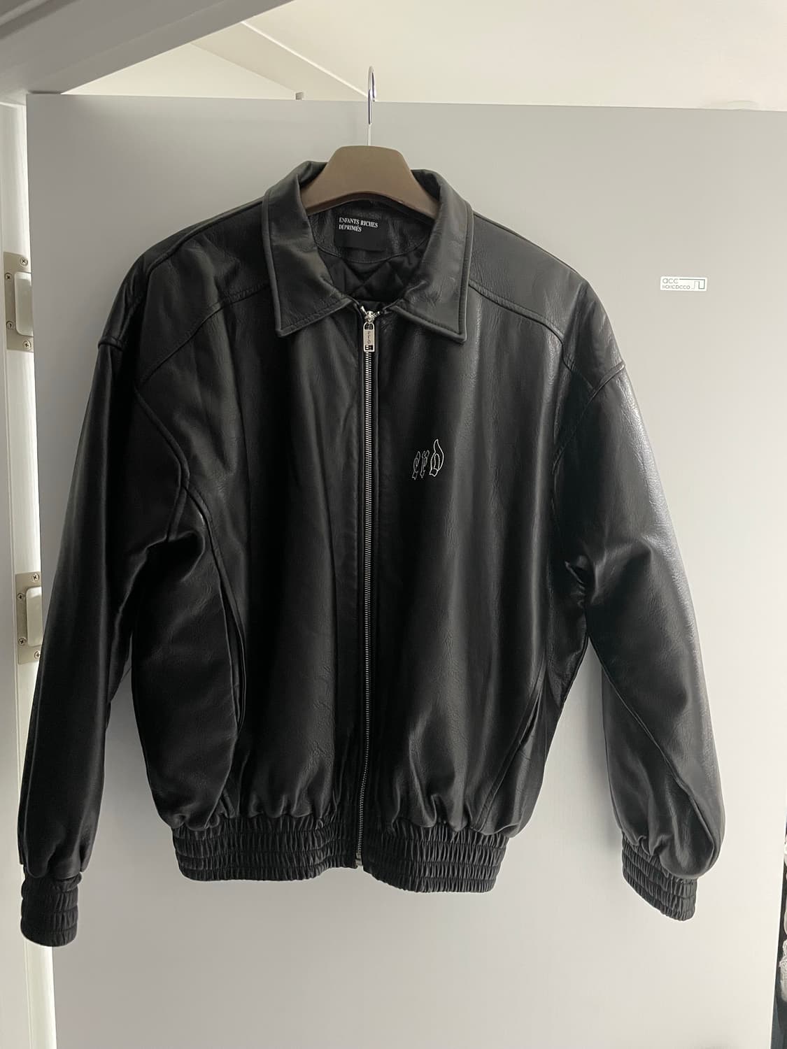 앙팡리쉬데프리메 2023 holiday 가죽자켓 상품이미지2