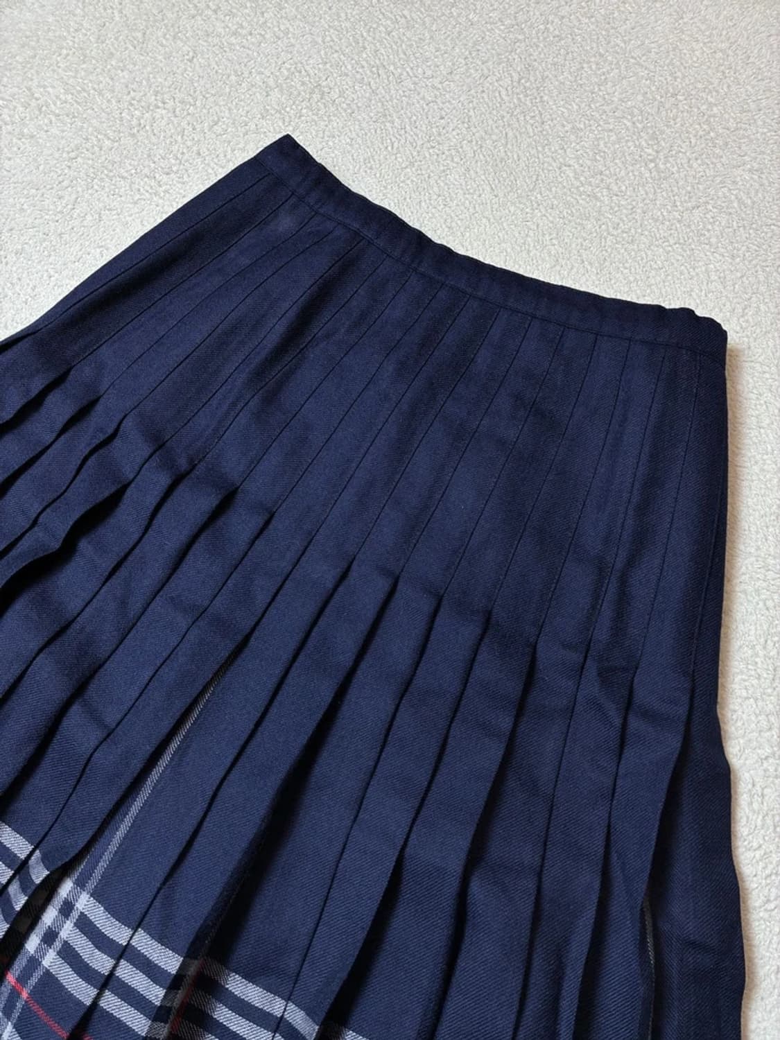버버리 90's 리버시블 플리츠 스커트 PN7598 상품이미지8