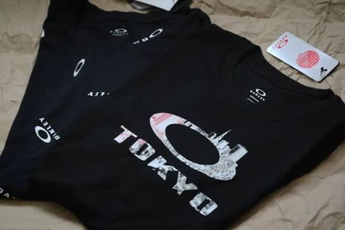 오클리 오키나와 한정판 반팔 티셔츠 (블랙/화이트) XL 상품이미지3