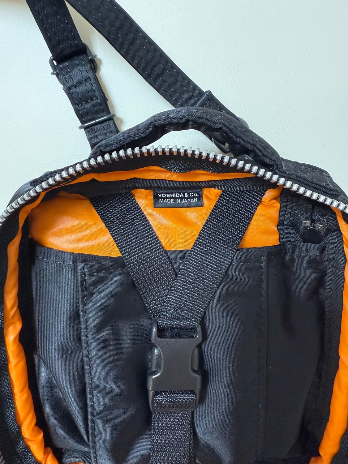 (신형) PORTER 포터 탱커 스퀘어 숄더백 블랙 상품이미지9