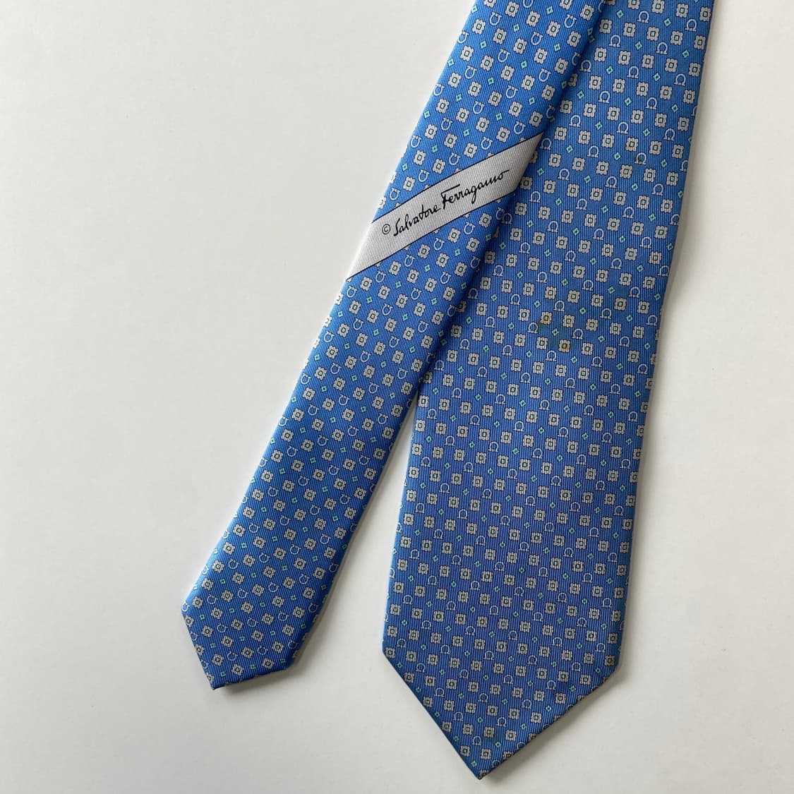 페레가모(Ferragamo) 명품 정품 모노그램 넥타이 상품이미지2
