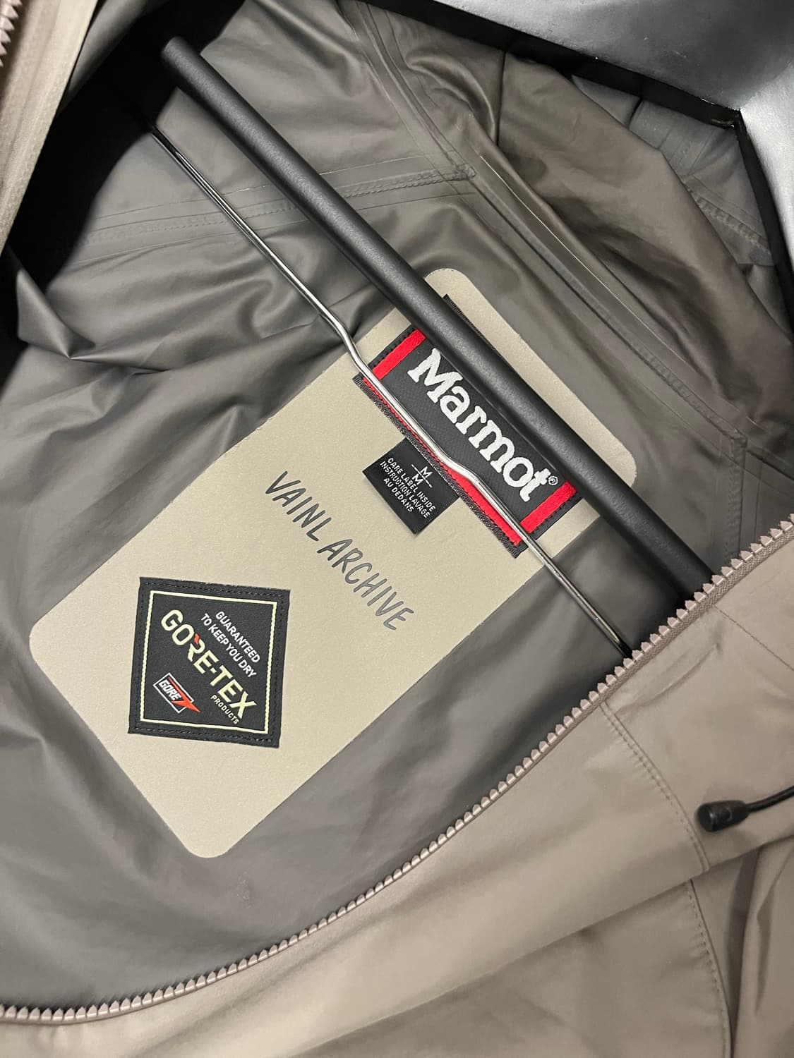 바이닐 아카이브 마모트 lf 고어텍스 후드 자켓 상품이미지5