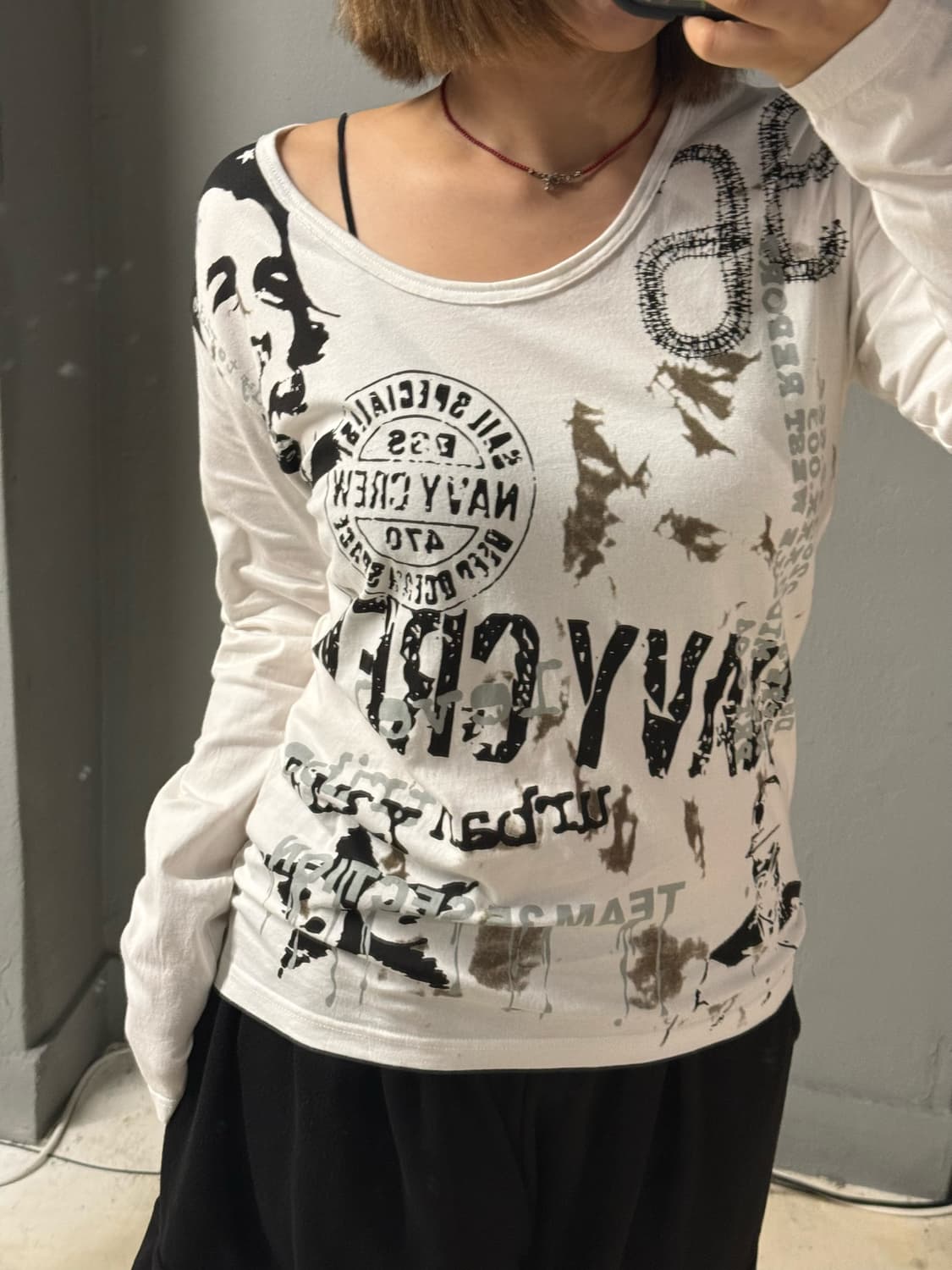 printing detail u-neck long sleeve 상품이미지3