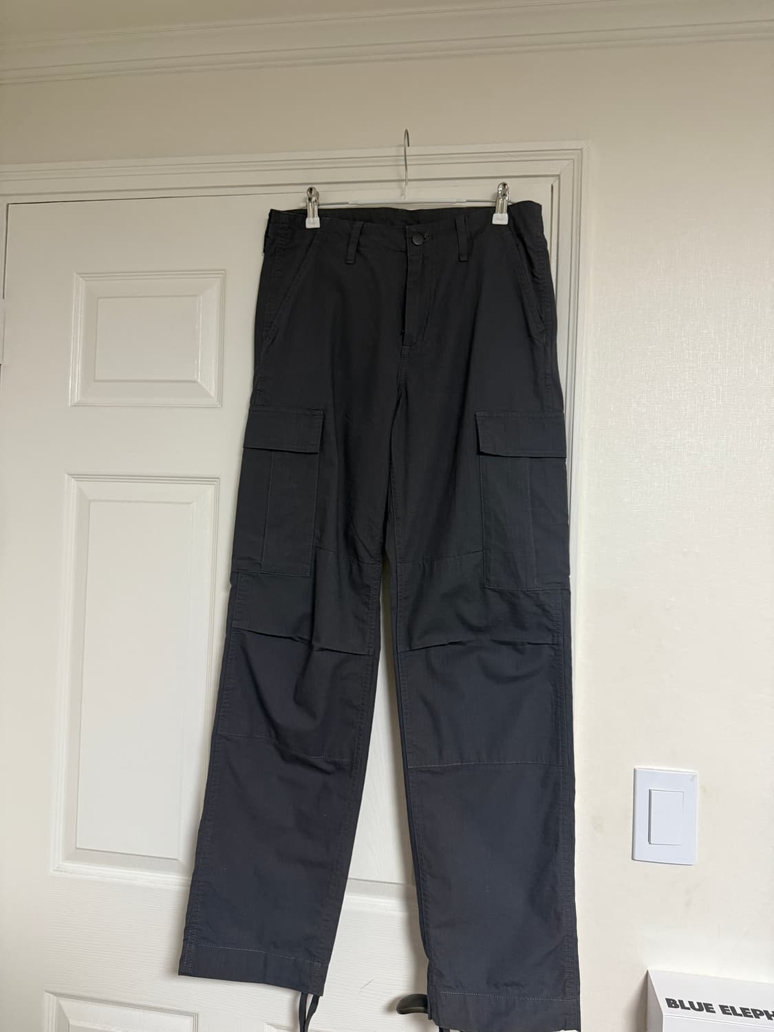 칼하트윕 래귤러 카고 팬츠 상품이미지1