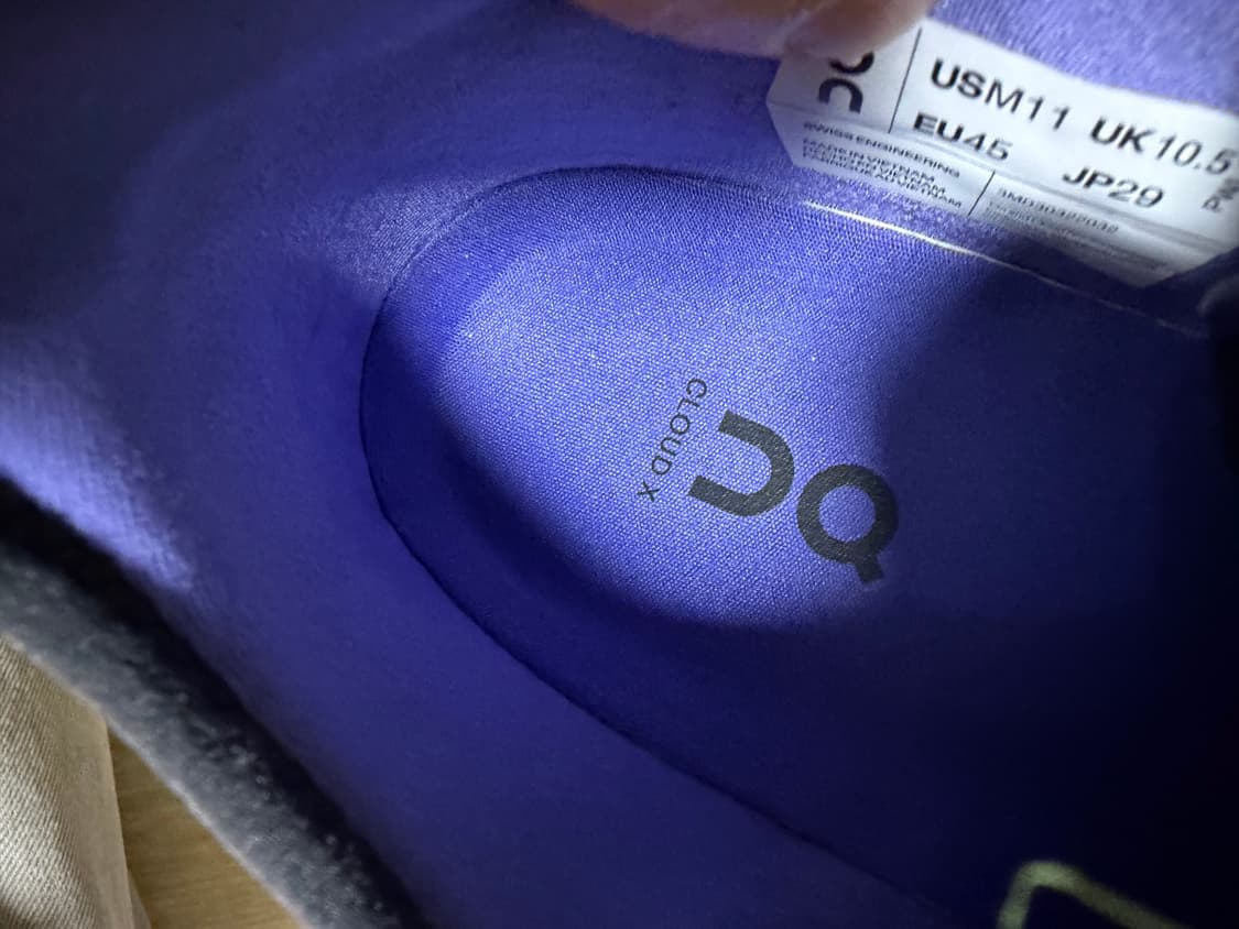 (판매글) 온 러닝 클라우드 X 3 AD 블루베리 45(290) 상품이미지4