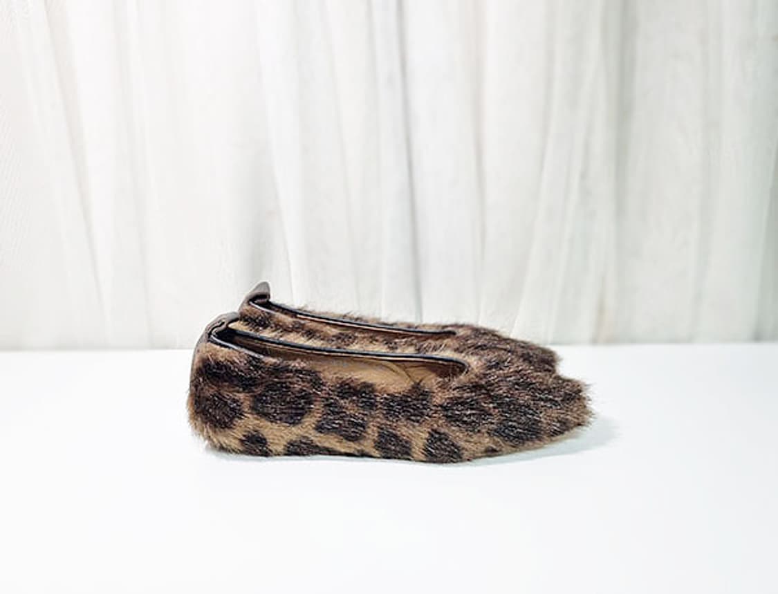 구호 퍼 플랫 235 상품이미지1