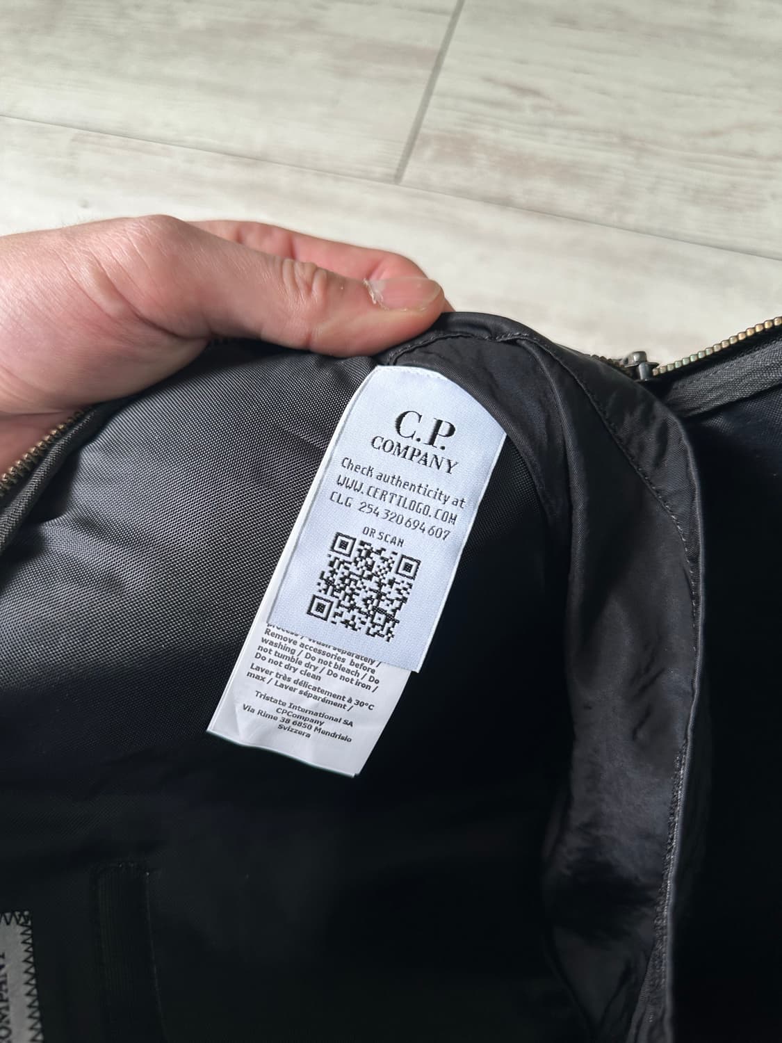 C.P. Company 블랙 파우치 36x25 정품 상품이미지6